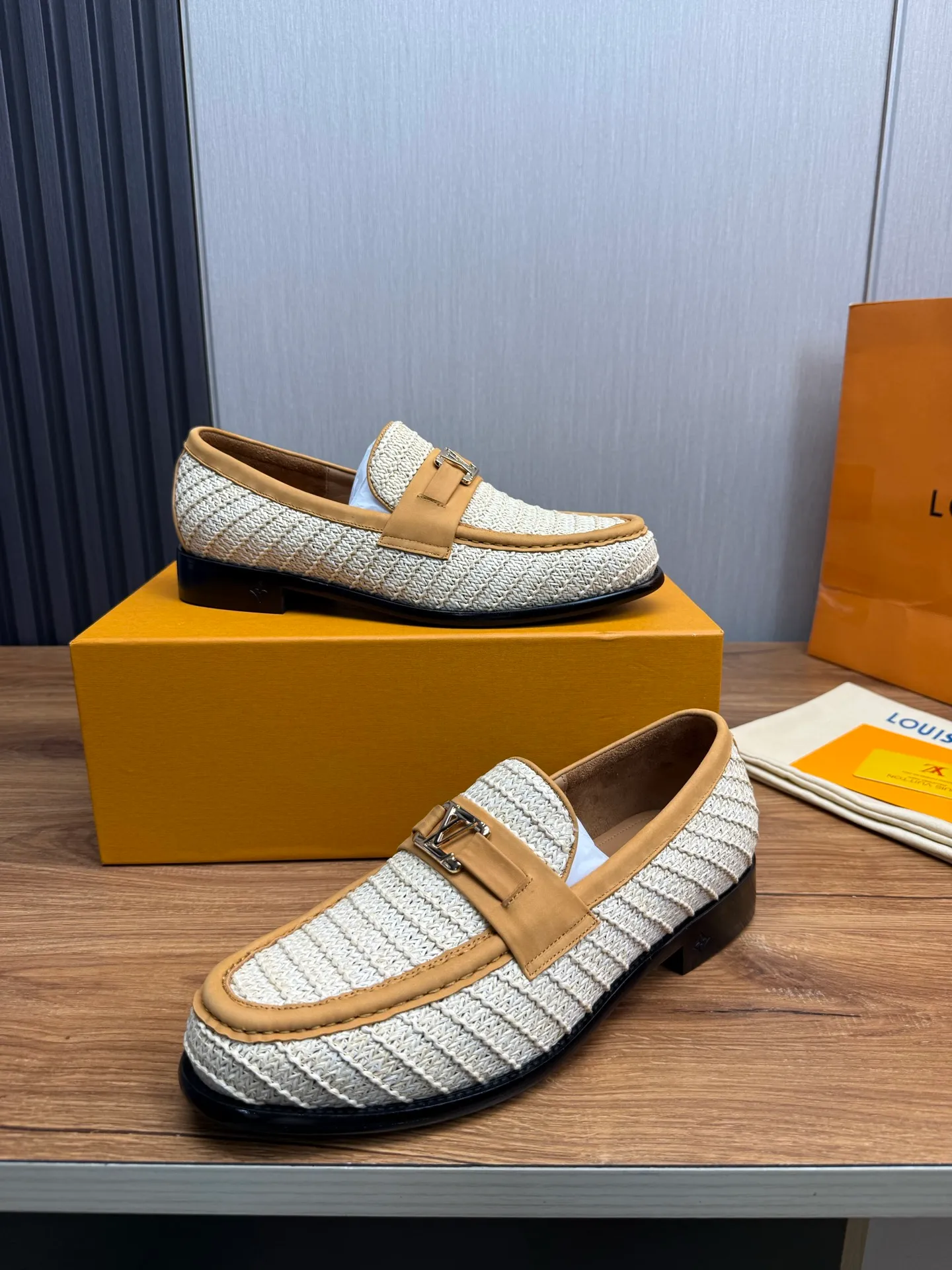 Factory 680💰 LV. Men's business casual leather shoes, all made of imported original brand leather, just to create a more comfortable wearing experience, original non-slip and wear-resistant outsole ✔️16-45 (38.45 non-returnable)